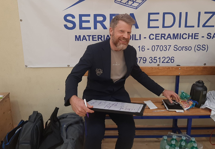 Il coach della Dinamo Lab Mathew Foden